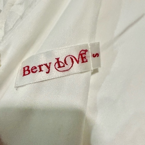 Girl Like New Bery Love Lace White Flower Dress Size S​​​​​​​ - Picture 4 of 4